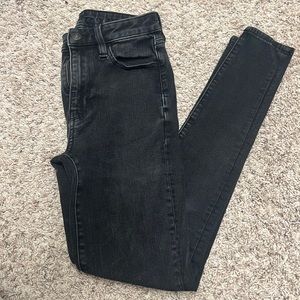 American eagle Women super hi rise skinny black jeans